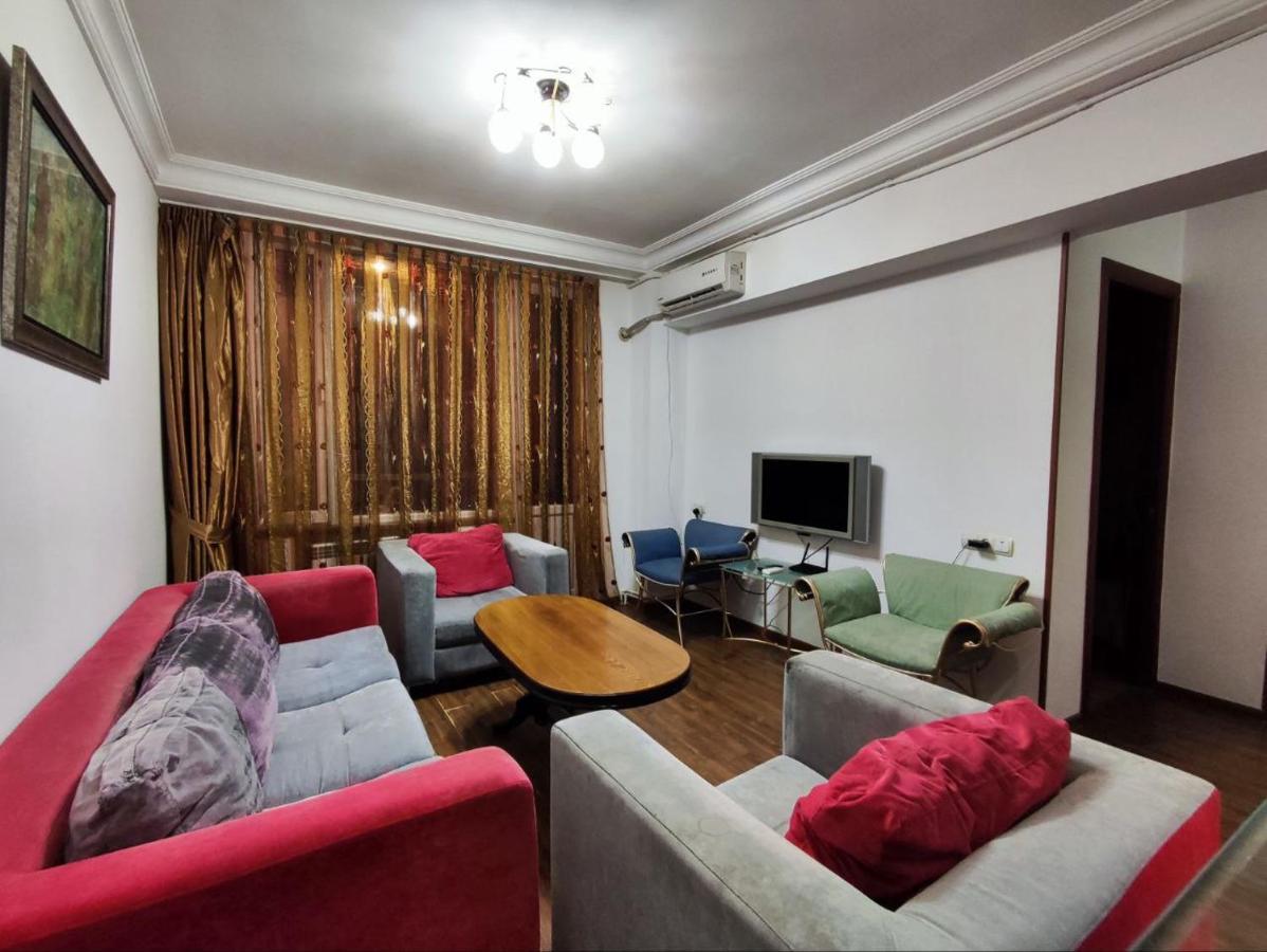 Hotel In Center Of Jerevan Exteriér fotografie